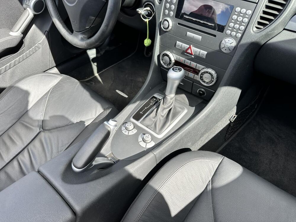 SLK 200 Kompressor - BVA CABRIOLET - BM 171 . PHASE 1 2007 occasion 33450 Montussan