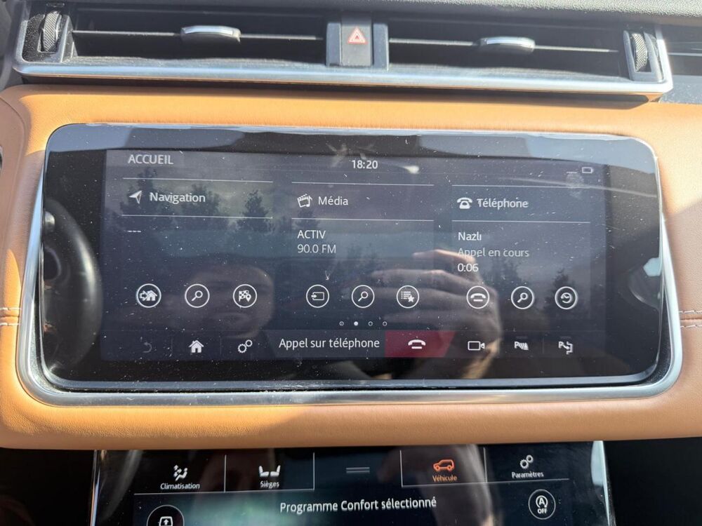 Range rover velar 3.0 D300 300 HSE R-DYNAMIC 4WD BVA DISTRIB/PANO/MERIDIAN/CUI 2017 occasion 42170 Saint-Just-Saint-Rambert