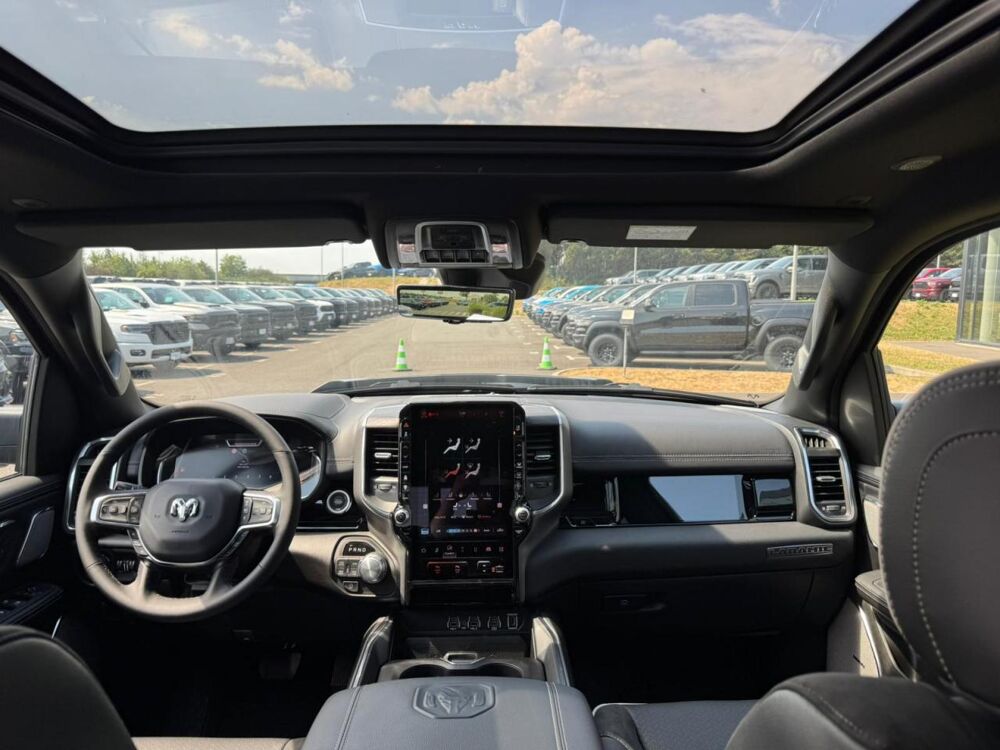 RAM 1500 CREW LAIE SPORT NIGHT EDITION AIR 2025 occasion 91830 Le Coudray-Montceaux
