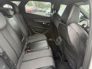 3008 1.6 BlueHDi BVA 120ch GPS + Cam&eacute;ra AR + carplay 2017 occasion 19100 Brive-la-Gaillarde