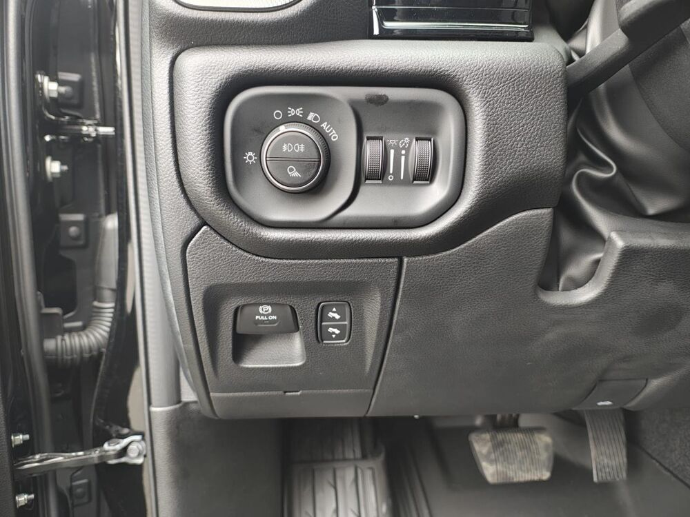 RAM 1500 CREW CAB REBEL 2025 occasion 91830 Le Coudray-Montceaux