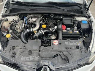 Clio IV R.S. Trophy 1.6 - 220 EDC6 2015 occasion 49070 Beaucouz&eacute;