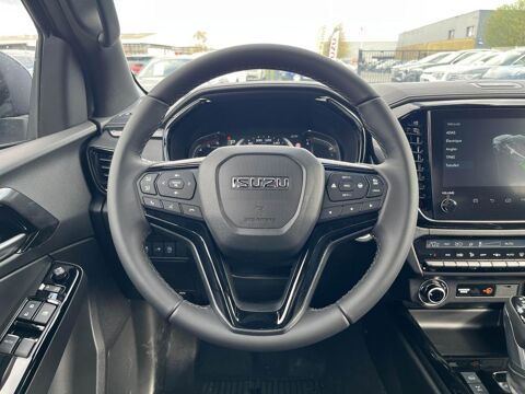 D-Max NOUVEAU 2.2 L ! * 44 724 HT *SPACE NITRO SPORT 2.2 A/T 4x4 M 2026 occasion 44700 Orvault
