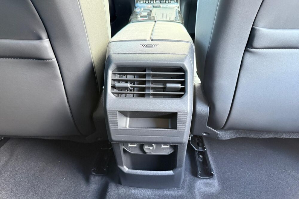 C5 aircross 1.2 HYBRIDE 145 MAX E-DCS6 2026 occasion 38550 Clonas-sur-Var&egrave;ze