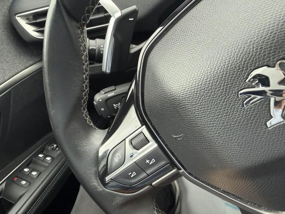 3008 Hybrid - 225 - BV e-EAT8 Allure Pack GPS + CAMERA AR + CARPL 2022 occasion 19100 Brive-la-Gaillarde