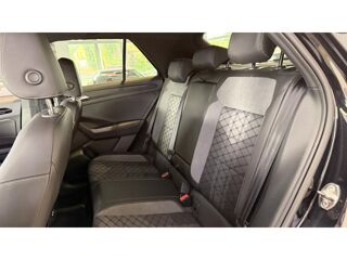 T-ROC 2.0 TDI 150 R-LINE DSG BVA - GARANTIE 12 MOIS 2022 occasion 16000 Angoul&ecirc;me