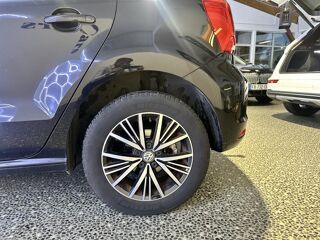 Polo 1.2 TSI 90 BLUEMOTION ALLSTAR - GARANTIE 12 MOIS 2017 occasion 16000 Angoul&ecirc;me