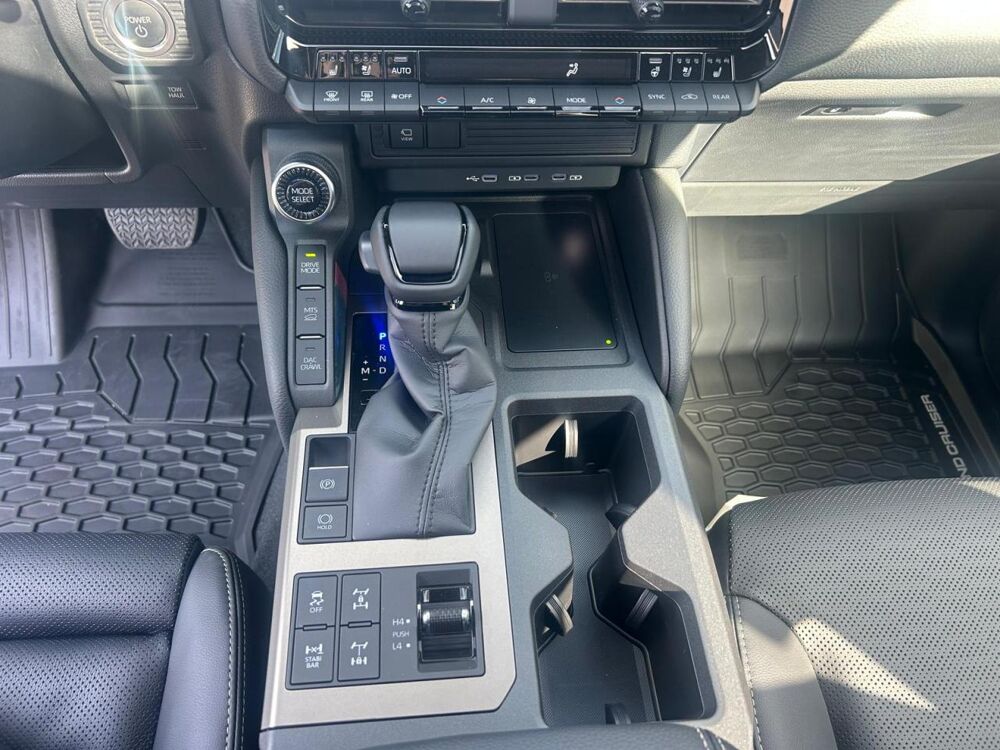 Land Cruiser 4WD WAGON HYBRID 2026 occasion 91830 Le Coudray-Montceaux
