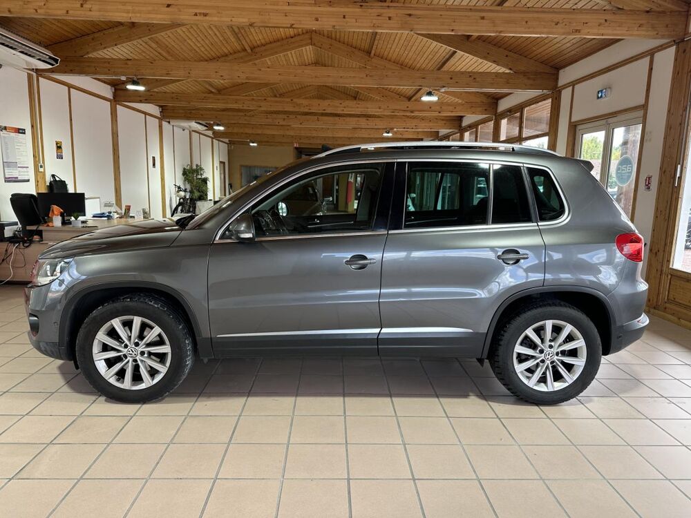 Tiguan 2.0 TDI 140 Carat 4Motion Toit ouvrant radar 360&deg; attelage 1 2013 occasion 33700 M&eacute;rignac