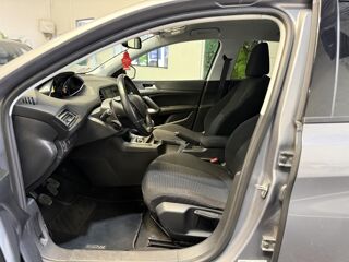 308 1.2i PureTech 12V S&S - 110 II 2013 BERLINE Style PHASE 2 2019 occasion 94360 Bry-sur-Marne