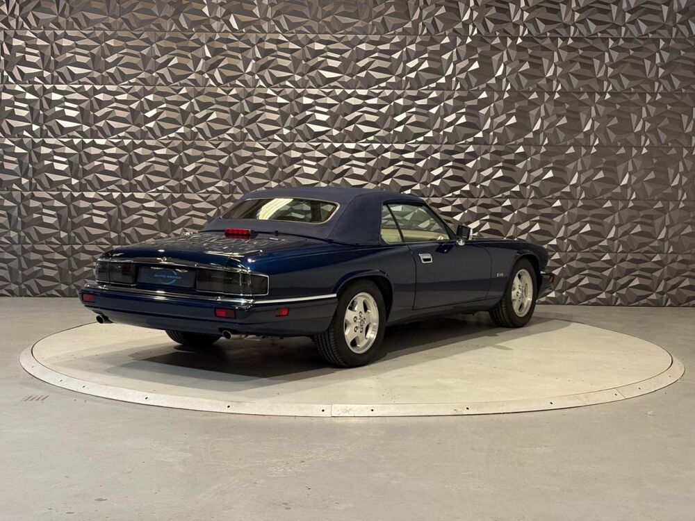 XJS Cabriolet 4.0i - BVA CABRIOLET . PHASE 2 1995 occasion 78680 &Eacute;p&ocirc;ne