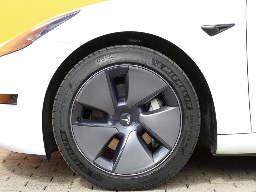 Model 3 MY22 AUTONOMIE STANDARD PLUS RWD 2022 occasion 77090 Coll&eacute;gien