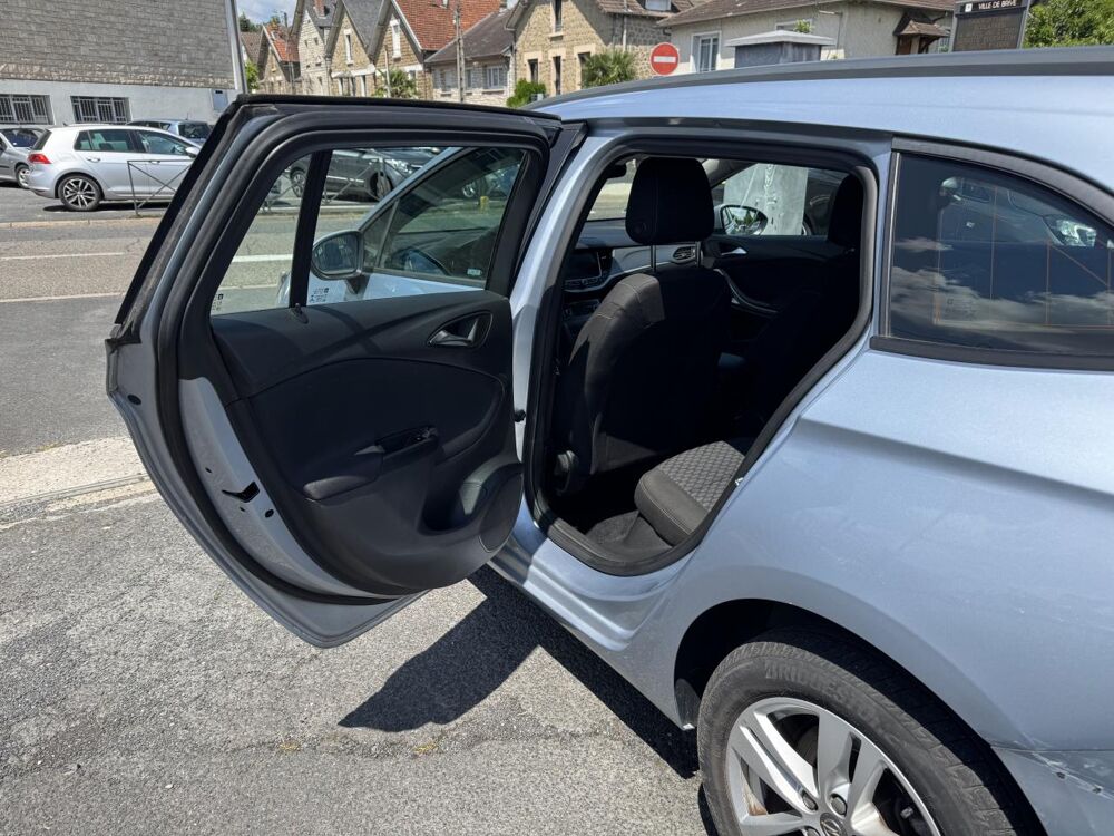Astra Sports Tourer BVA 1.6 CDTI - 136 Gps + Radar AR + Clim 2017 occasion 19100 Brive-la-Gaillarde