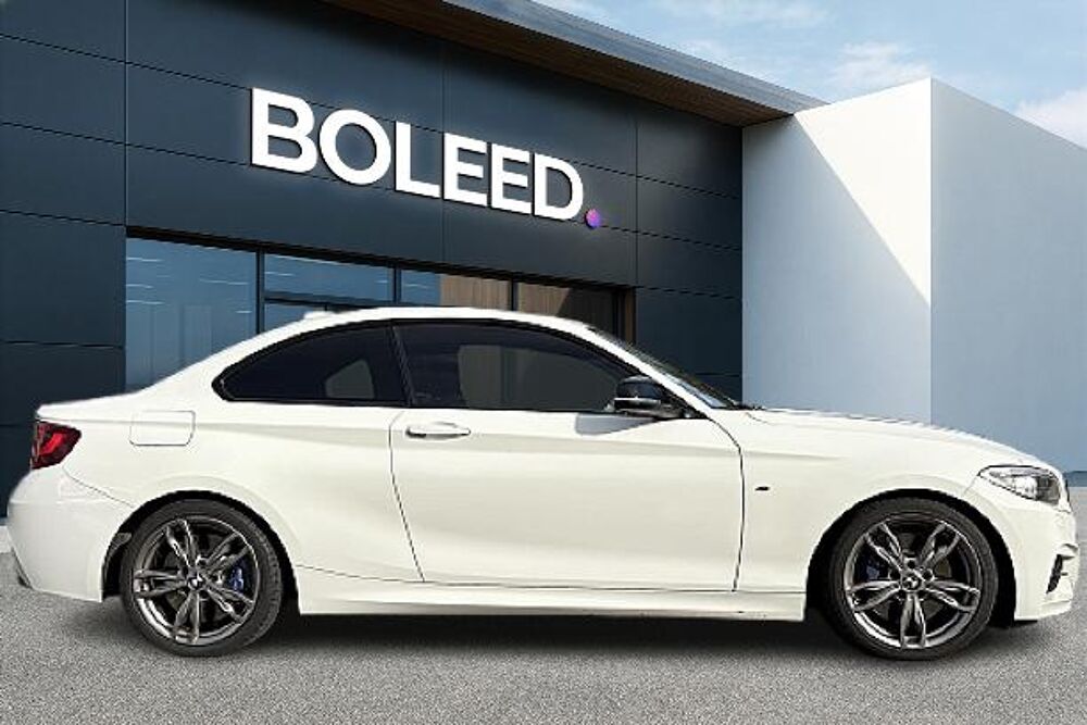 Serie 2 BMW M235i F22 326 ch BVA8 M Sport Propulsion Suivi BMW CarPl 2013 occasion 78760 Jouars-Pontchartrain