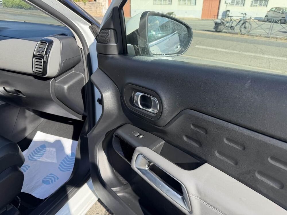 C5 aircross 1.5 BlueHDi - 130 S&S Bva Business gps + clim + camera AR + 2020 occasion 19100 Brive-la-Gaillarde