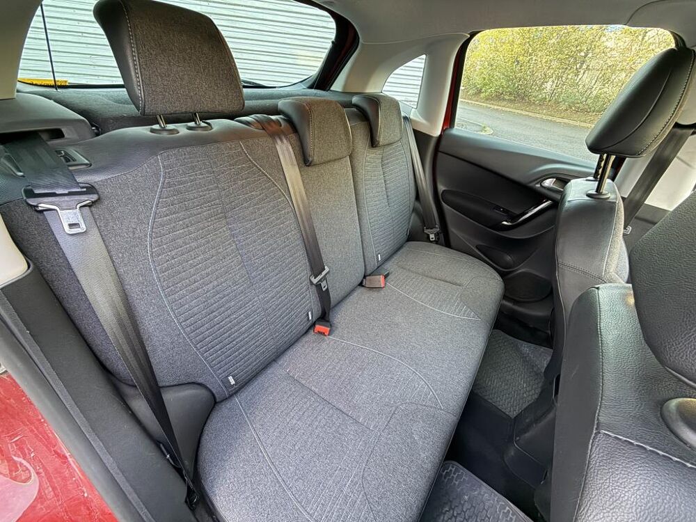 C3 1.6 BlueHDi - 100 BERLINE Exclusive PHASE 2 - CAMERA DE RECU 2016 occasion 77185 Lognes