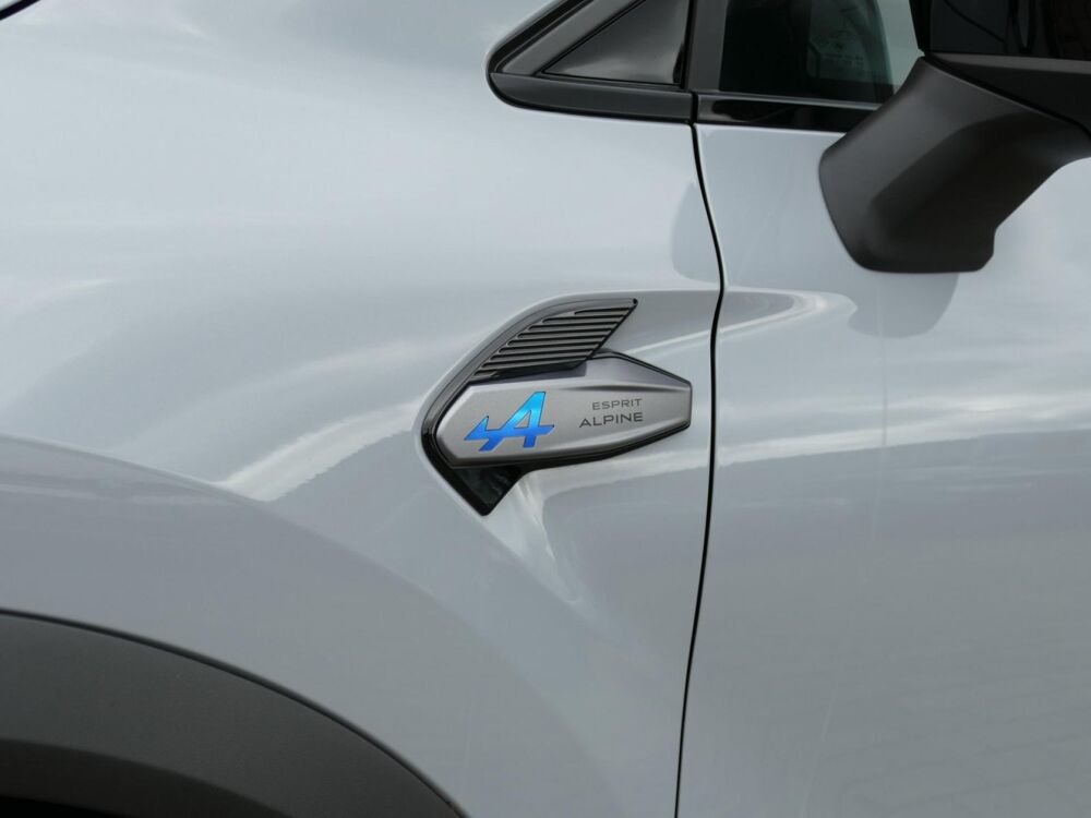 Captur II 1.8 E-TECH FULL HYBRID 160 ESPRIT ALPINE - BVA & PACK 360 2026 occasion 77090 Coll&eacute;gien