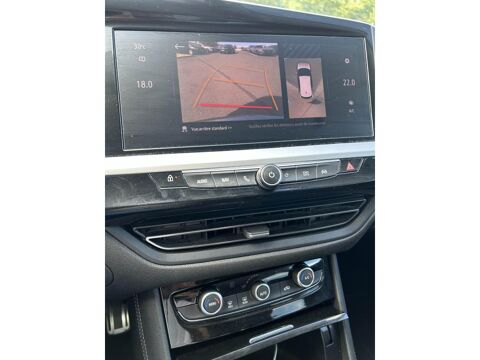 Grandland ELEGANCE BUSINESS Hybrid 225 S&S 2023 2023 occasion 44700 Orvault