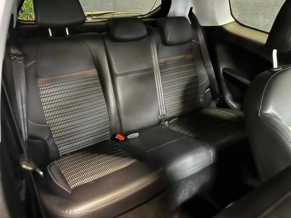 208 1.6 VTI 120CH MOTEUR A CHAINE - ALLURE PACK - GARANTIE 6 MOI 2012 occasion 33700 M&eacute;rignac