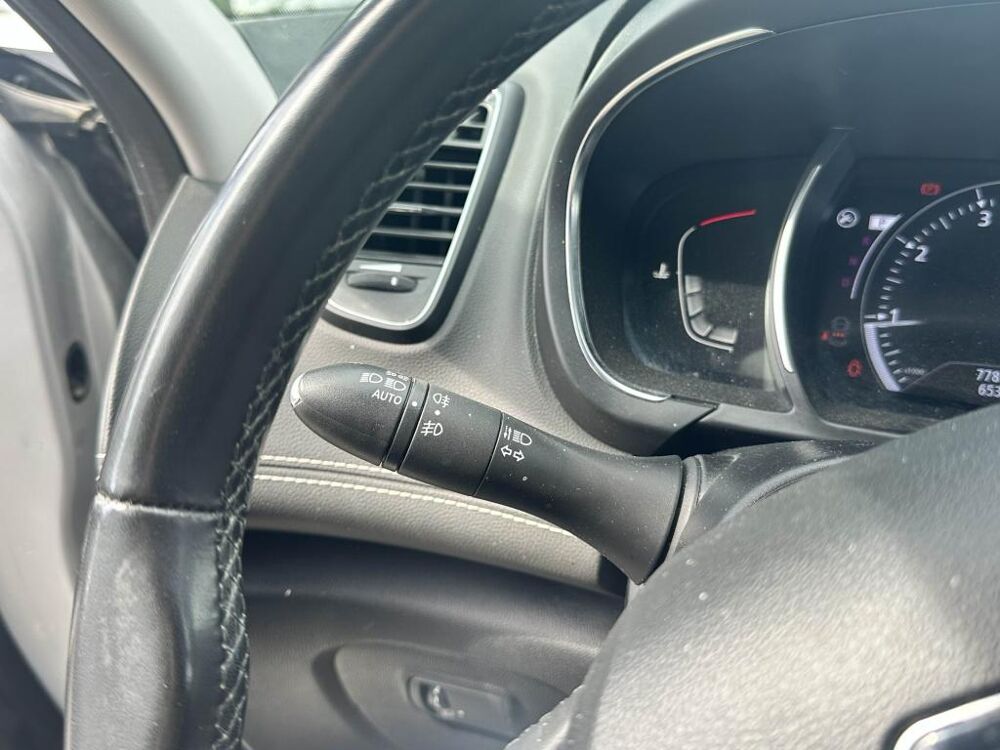 Sc&eacute;nic INTENS 160CH - CARPLAY - CAMERA - SUIVI RENAULT 2021 occasion 13760 Saint-Cannat