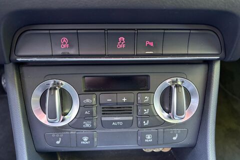 Q3 2.0 TDI DPF - 140 Ambiente - DISTRIBUTION OK - EMBRAYAGE OK 2012 occasion 77185 Lognes