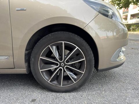Sc&eacute;nic Grand 1.5 dCi FAP - 110 - BV EDC - 7pl GRAND III MONOSPACE 2013 occasion 77185 Lognes