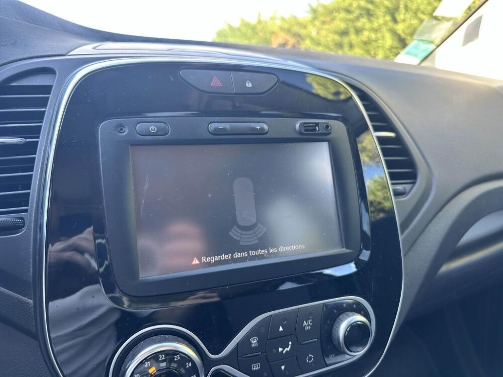 Captur INTENS 120CH - TOIT PANO - RADARS - SUIVI 2017 occasion 13760 Saint-Cannat