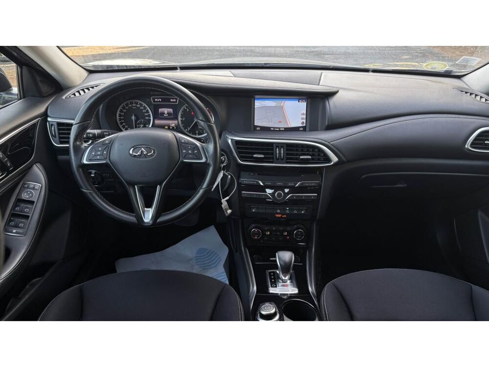 Q30 2.2d DCT 170ch AWD Premium 2017 occasion 81580 Soual