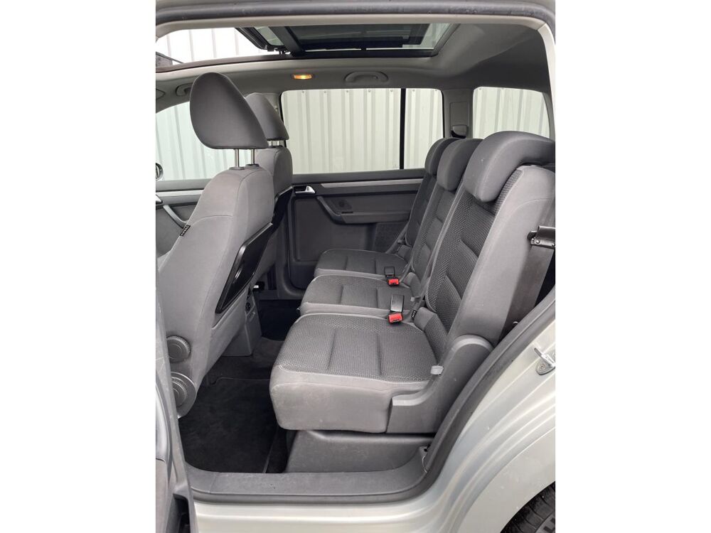 Touran 2.0 TDI / 140 Ch / BV DSG 6 / Finition Carat / Toit ouvrant 2012 occasion 50640 Le Teilleul