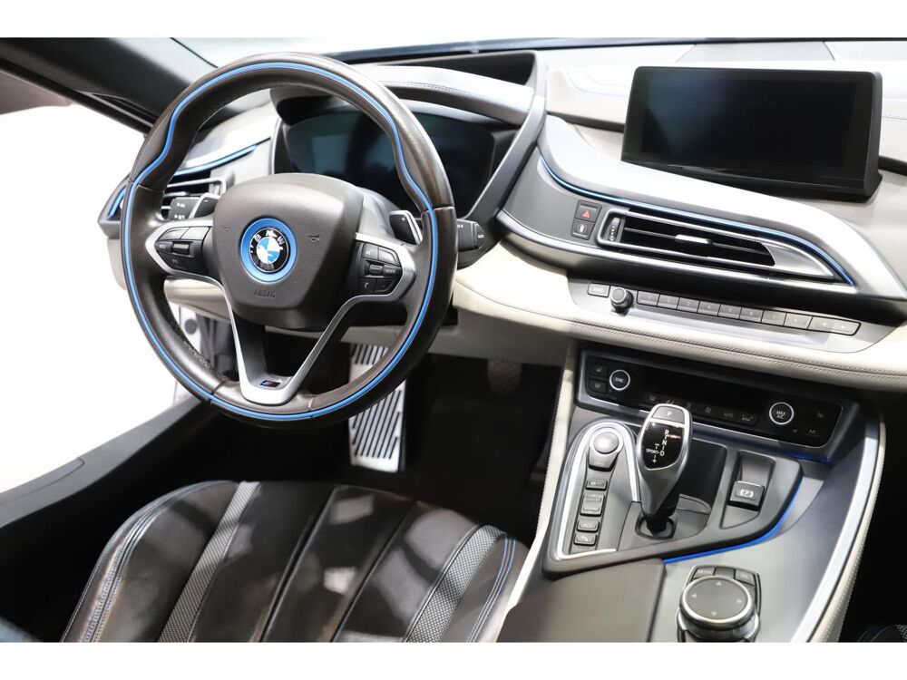 i8 Pure Impulse 2015 occasion 06550 La Roquette-sur-Siagne