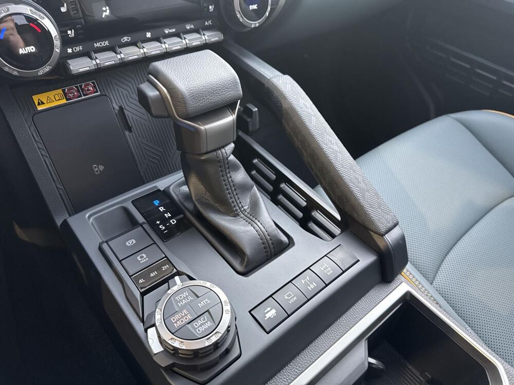 Divers 4X4 Double Cab Hybrid Trailhunter 2026 occasion 91830 Le Coudray-Montceaux