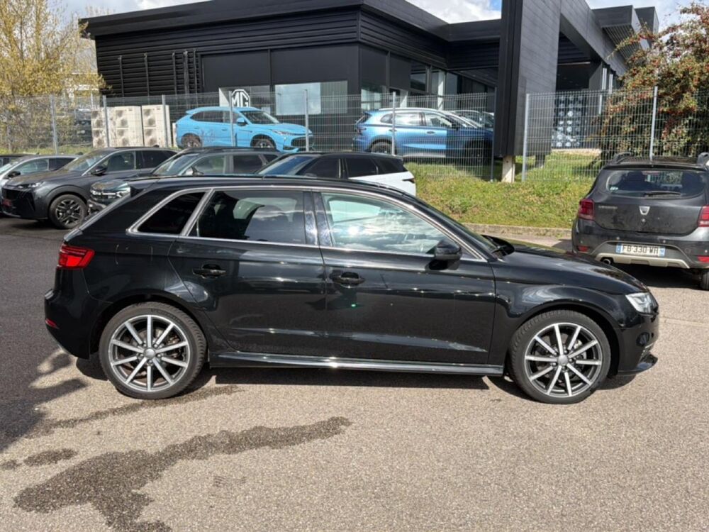 A3 40 e-tron 204 design luxe s tronic 6 euro6d-t 8cv 2020 occasion 85150 Les Achards