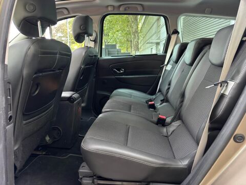 Sc&eacute;nic Grand 1.5 dCi FAP - 110 - BV EDC - 7pl GRAND III MONOSPACE 2013 occasion 77185 Lognes