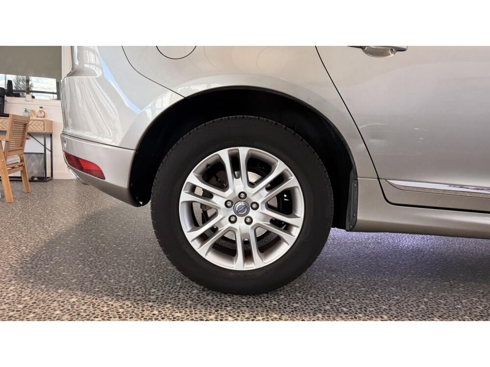 XC60 2.0 D4 180 SUMMUM GEARTRONIC BVA - START & STOP- GARANTIE 12 2014 occasion 16000 Angoul&ecirc;me