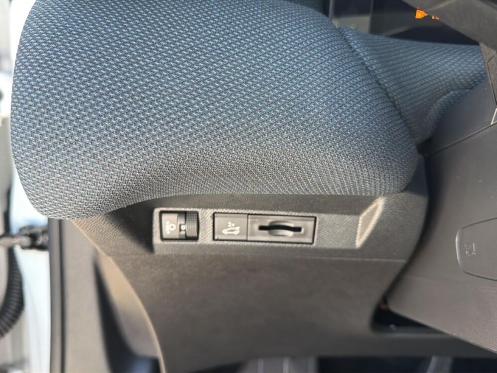 C5 aircross 1.2 hybride 145 plus boite automatique 2026 occasion 57525 Talange