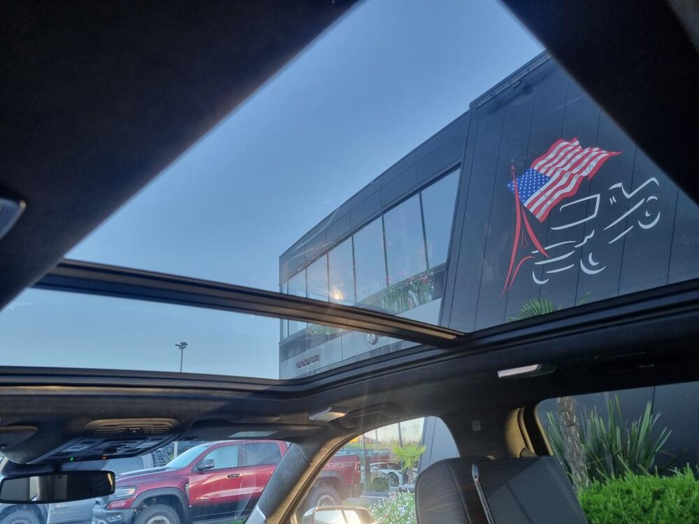 Escalade ESV Sport Platinum V8 6.2L 2026 occasion 91830 Le Coudray-Montceaux