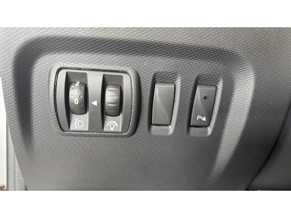 Captur 1.2 TCe 120 EDC Intens - 2013 - Garantie 12 mois 2013 occasion 60740 Saint-Maximin