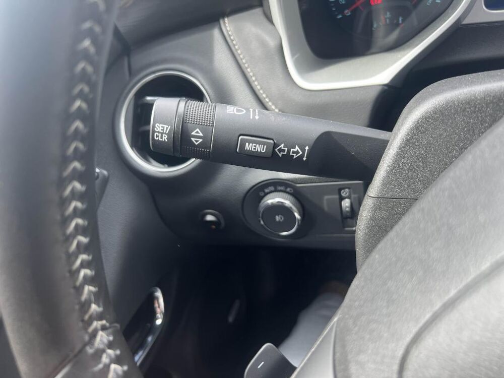 Camaro Coup&eacute; 6.2 V8 - 405CH - BOITE AUTO - TOIT OUVRANT - 7500 KMS 2015 occasion 13760 Saint-Cannat