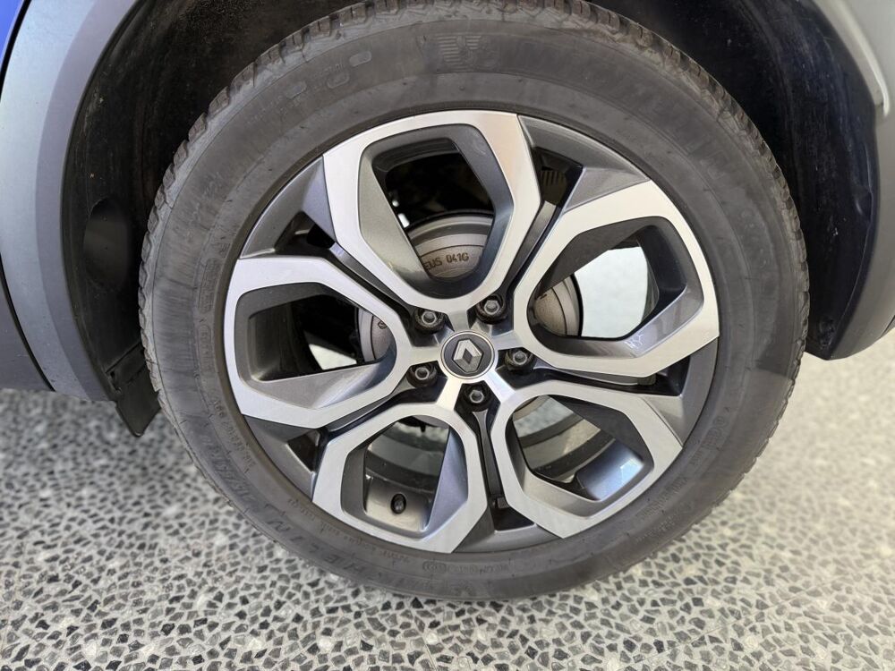 Captur 1.5 BLUEDCI 115CH INTENS GARANTIE 12 MOIS 2020 occasion 16000 Angoul&ecirc;me