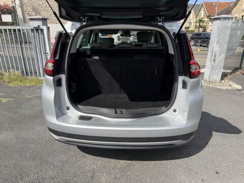 Sc&eacute;nic 1.6 Energy dCi - 160 Bva 7pl Initiale Paris gps + clim + cam 2018 occasion 19100 Brive-la-Gaillarde