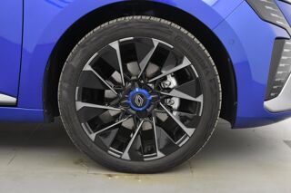 Clio V Clio E-Tech full hybrid 145 ch GSR2 Esprit Alpine occasion 17130 Montendre