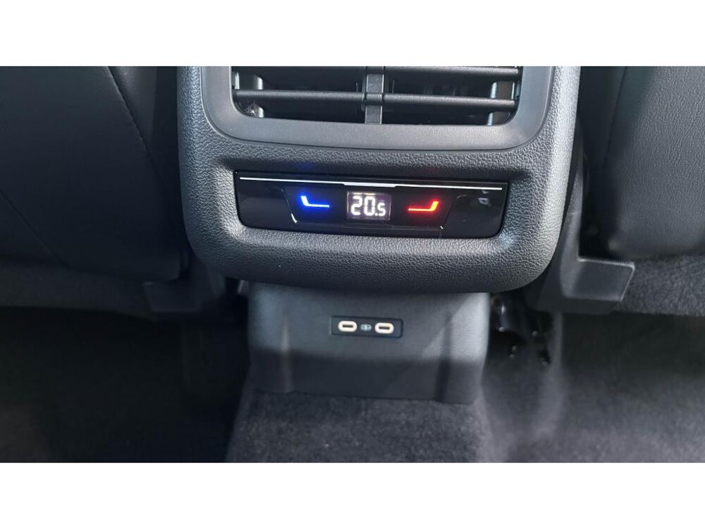 T-ROC 1.5 eTSI 150 DSG R-Line +IQ LIGHT+T.OUVR+GARANTIE 5 ANS+PACK 2026 occasion 81580 Soual
