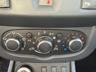 Duster 1.5 DCI 110 PRESTIGE 4X4 2016 occasion 42170 Saint-Just-Saint-Rambert
