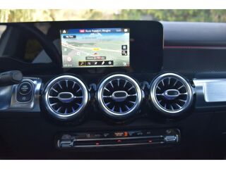 Classe A GLB 250 - BV 8G-DCT SUV - BM X247 AMG Line 4-Matic PHASE 1 2020 occasion 06250 Mougins