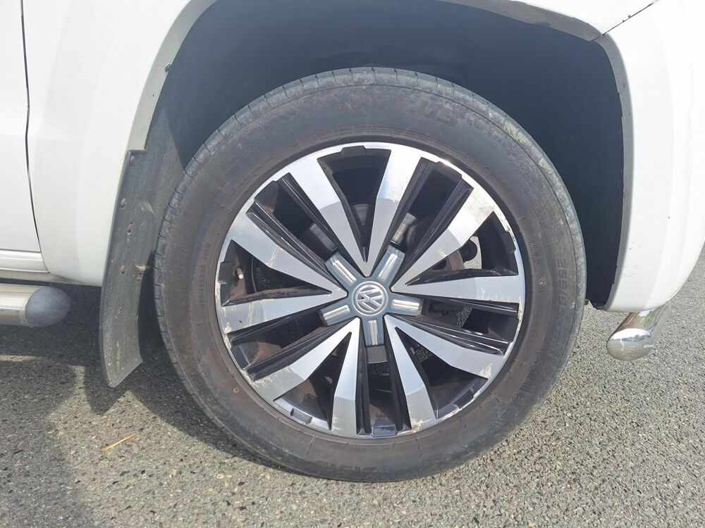 Amarok 3.0 TDI 225 CARAT PERMANENTE 4MOTION BVA 2017 occasion 56850 Caudan