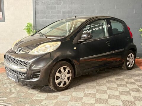 107 1.0i FINITION BLACK & SILVER - GARANTIE 6 MOIS 2009 occasion 33700 M&eacute;rignac