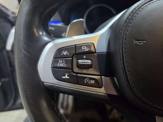 S&eacute;rie 5 530d xDrive - BVA Sport Steptronic BERLINE G30 F90 M Sport 2017 occasion 13760 Saint-Cannat