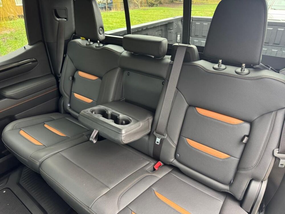 Sierra GMC AT4 420 V8 4WD Crew Cab 2026 occasion 78780 MAURECOURT