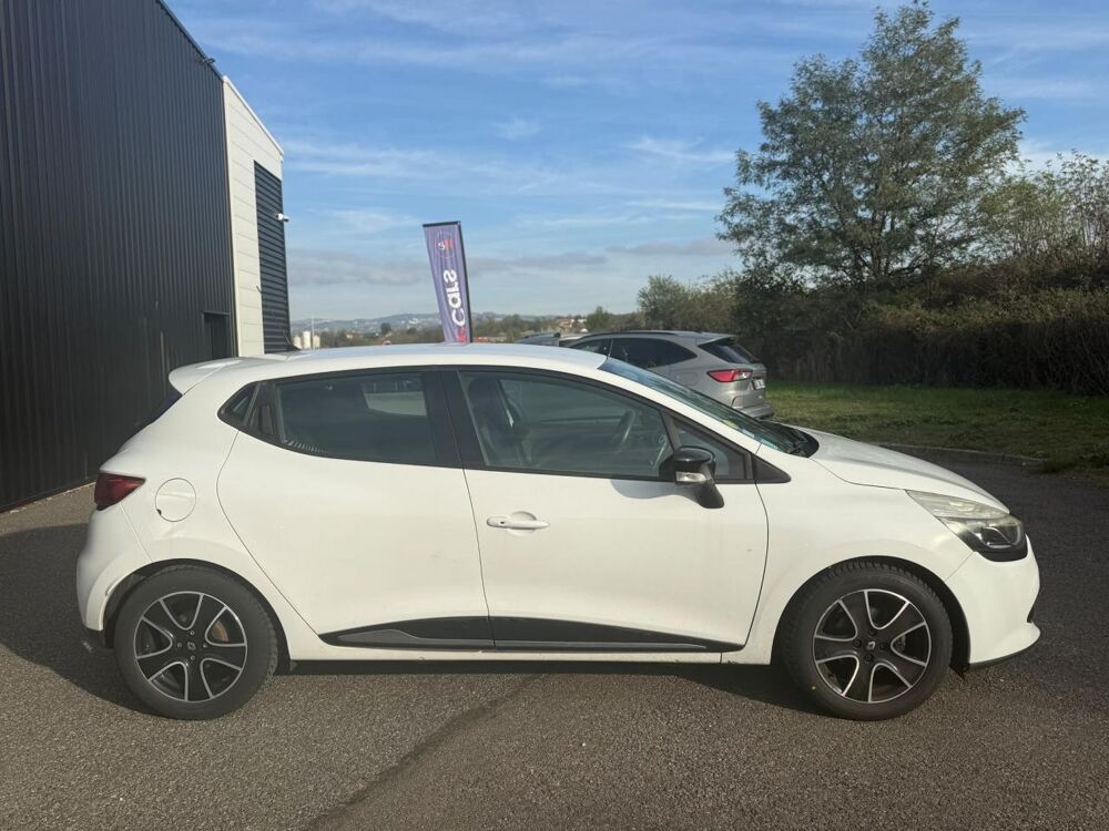 Clio 1.5 DCI 90 ENERGY INTENS 2015 occasion 42170 Saint-Just-Saint-Rambert