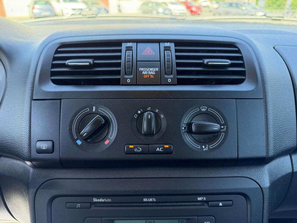 Fabia 1.6 TDI CR FAP - 75 Active + clim 2011 occasion 19100 Brive-la-Gaillarde